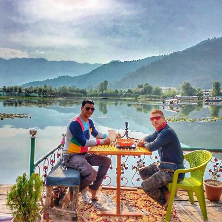 Raja'S Palace Houseboat - Kashmir Srīnagar エクステリア 写真