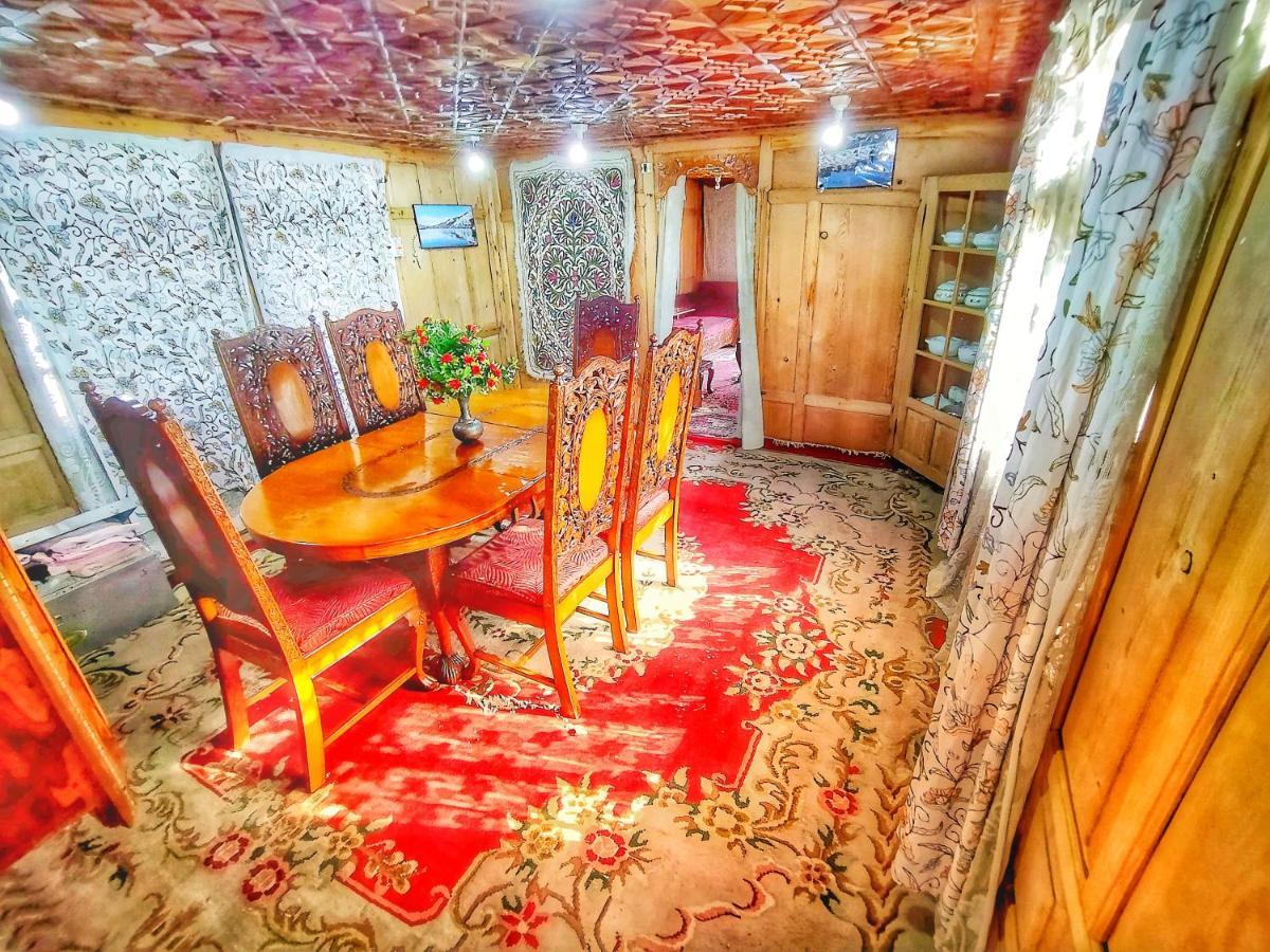 Raja'S Palace Houseboat - Kashmir Srīnagar エクステリア 写真
