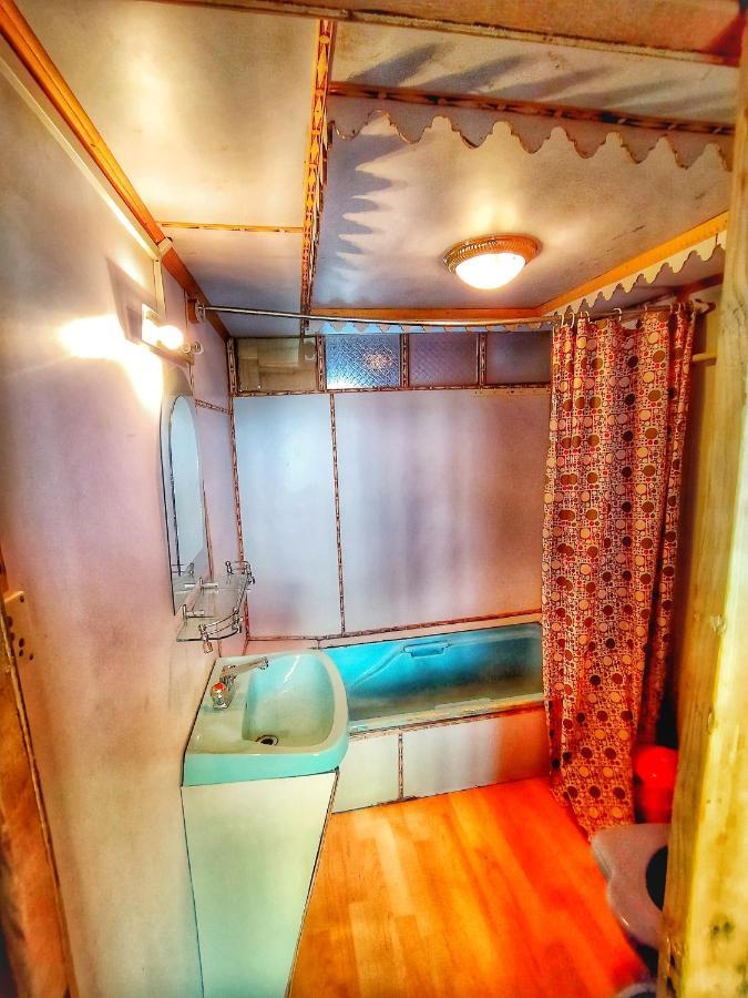 Raja'S Palace Houseboat - Kashmir Srīnagar エクステリア 写真