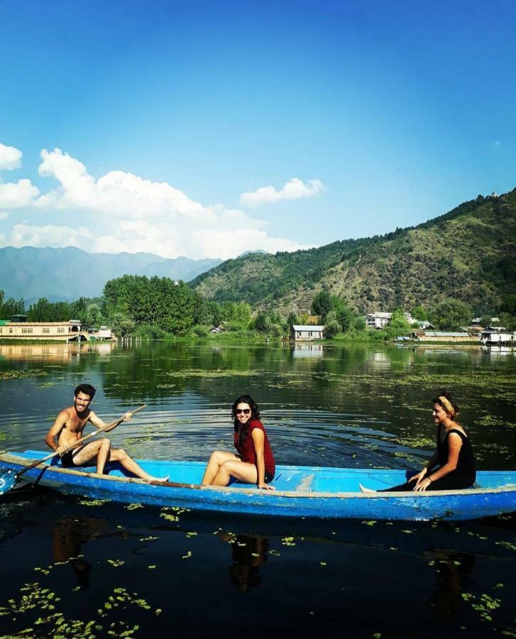 Raja'S Palace Houseboat - Kashmir Srīnagar エクステリア 写真